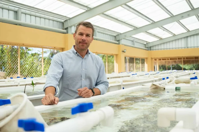 Jake Kheel propone soluciones para el sargazo