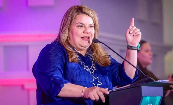 Gobernadora de Puerto Rico rechaza acusaciones de fraude.