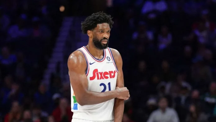 Embiid no jugará Juego 2 por lesiones.
