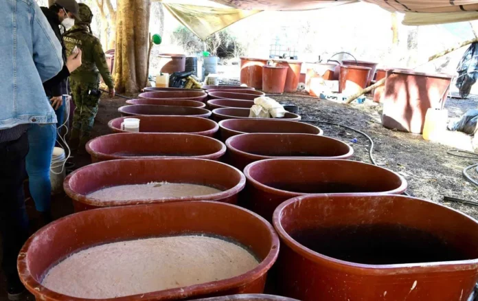 Laboratorio de metanfetaminas desmantelado en Sudáfrica.