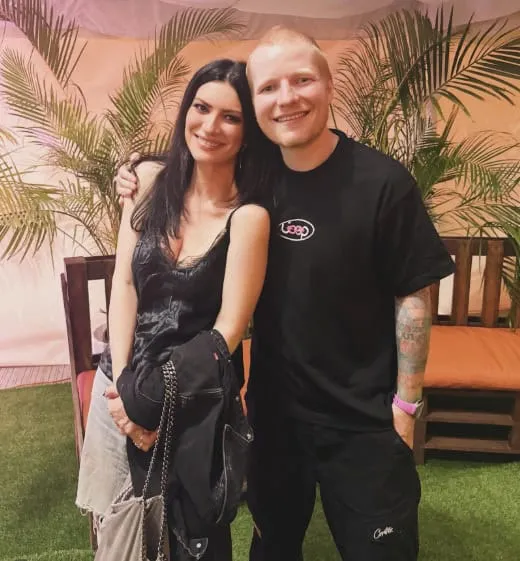 Laura Pausini en concierto con Ed Sheeran