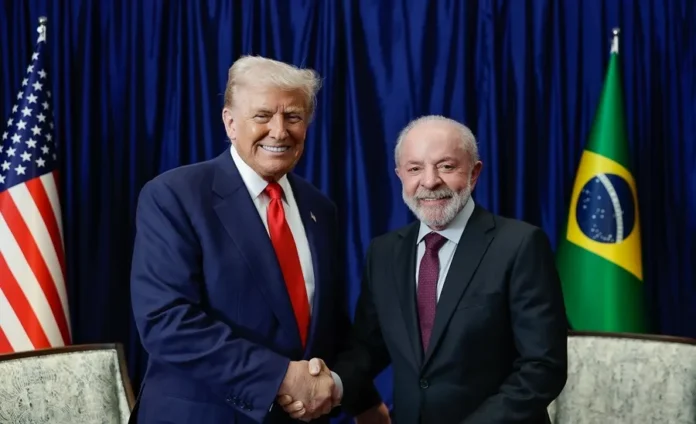Trump y Lula discuten aranceles comerciales.