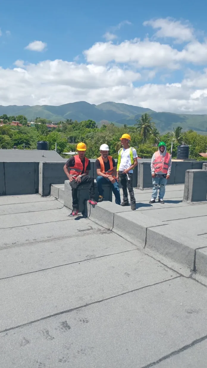 Mantenimiento de escuelas en Bahoruco e Independencia