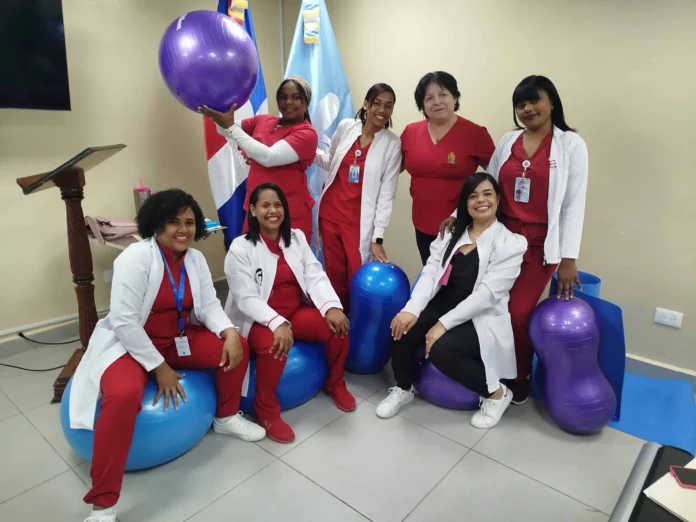 Enfermería obstétrica mejora salud materna RD
