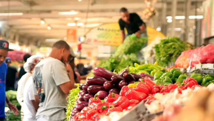 Desaceleración del crecimiento económico en Dominicana