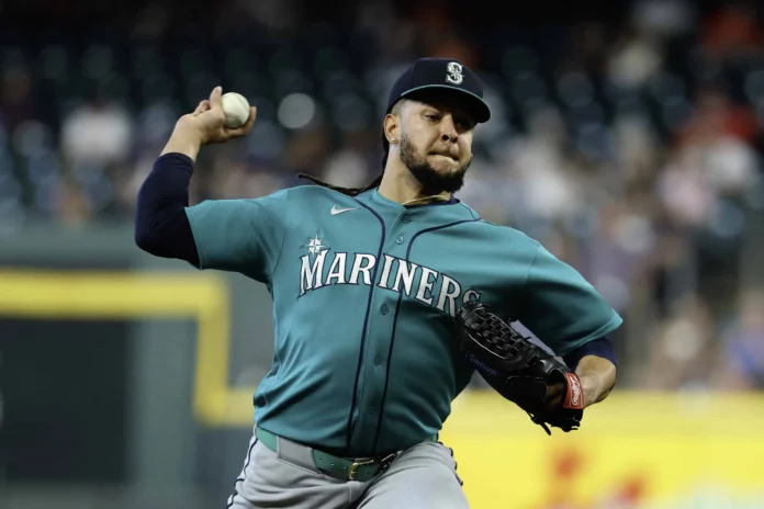 Luis Castillo lanza en victoria de Seattle