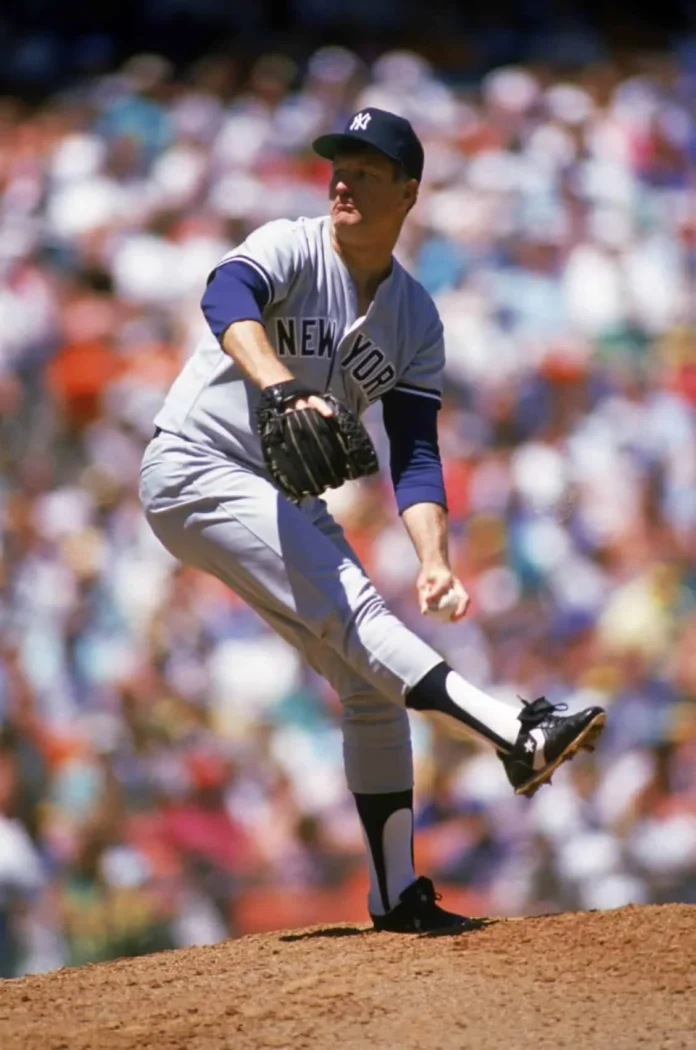 Tommy John discute su lugar en el Salón.