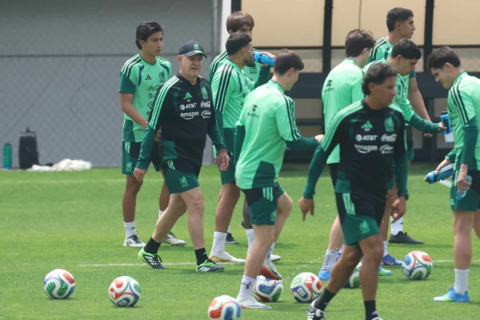 Edson Álvarez se une a selección mexicana.