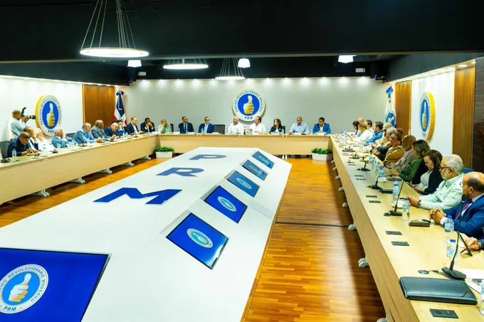 PRM apoya medidas gubernamentales y unidad nacional.