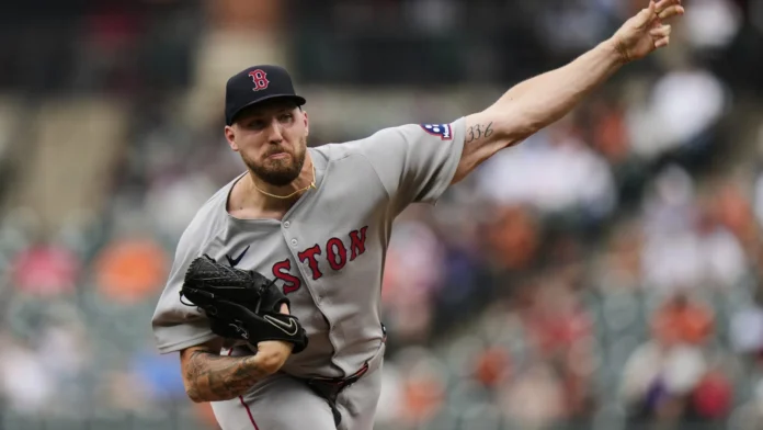 Garrett Crochet lanza en bullpen en Fenway.