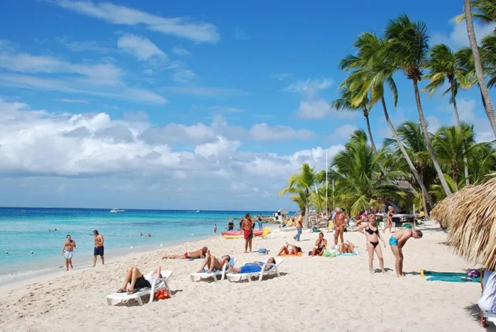 Plataforma de IA para viajes en Dominicana
