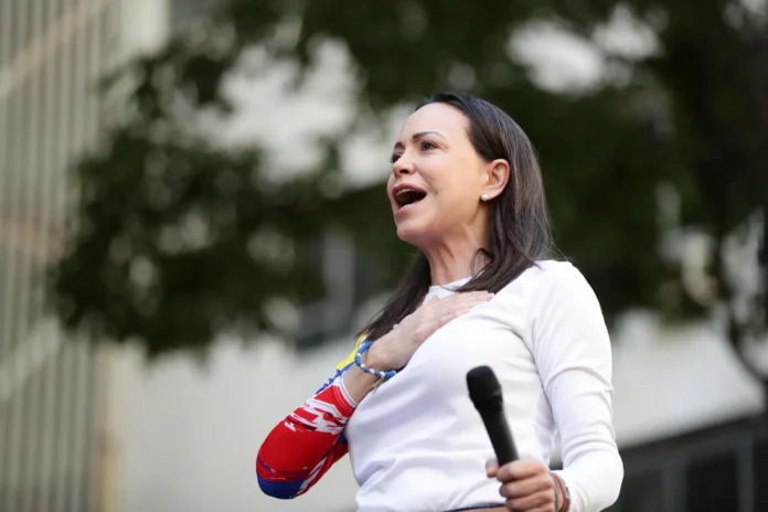 María Corina Machado exige liberar presos políticos