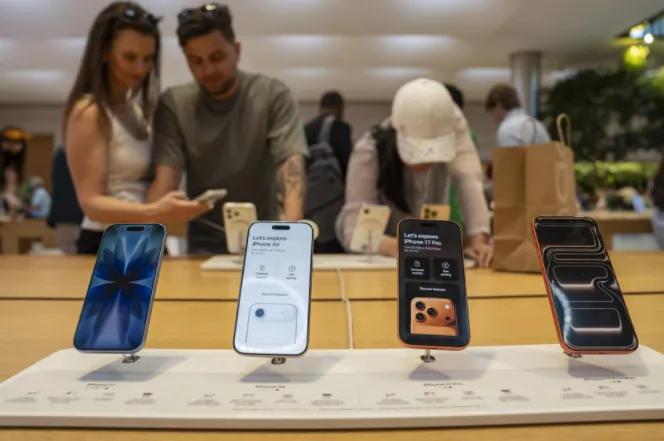 Apple celebra 25 años de tiendas físicas