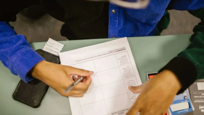 Docentes superan expectativas en evaluación de desempeño.