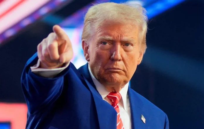 Trump visita China por primera vez desde 2017