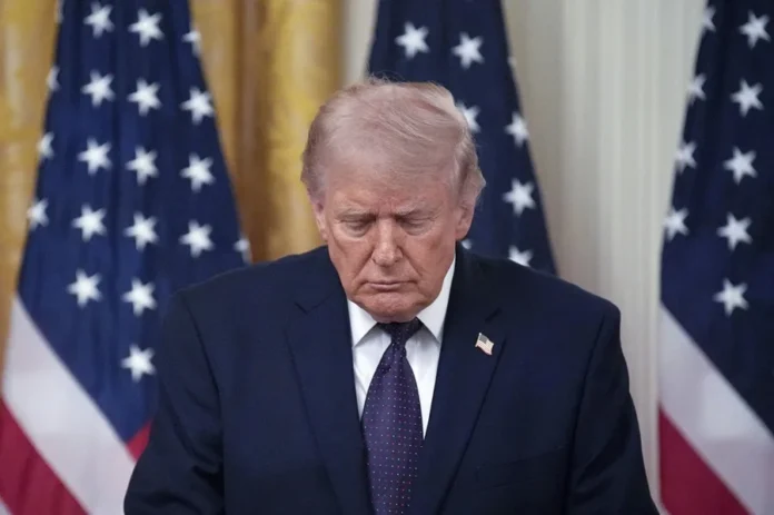 Trump evalúa opciones sobre Irán en Washington