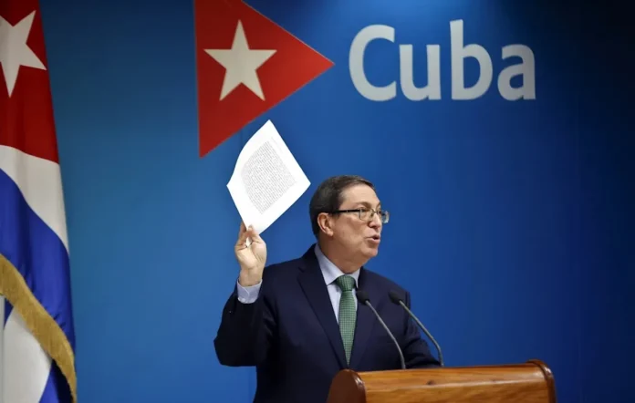 Cuba advierte sobre posible catástrofe humanitaria.