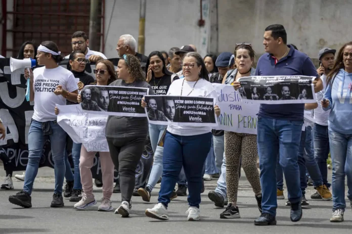 Familiares protestan por liberación de presas.