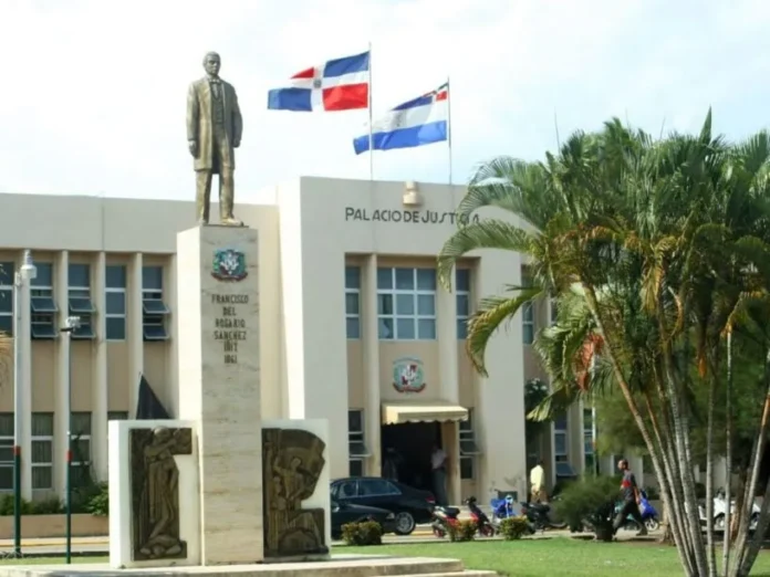 Hombre fallece tras ingerir insecticida.