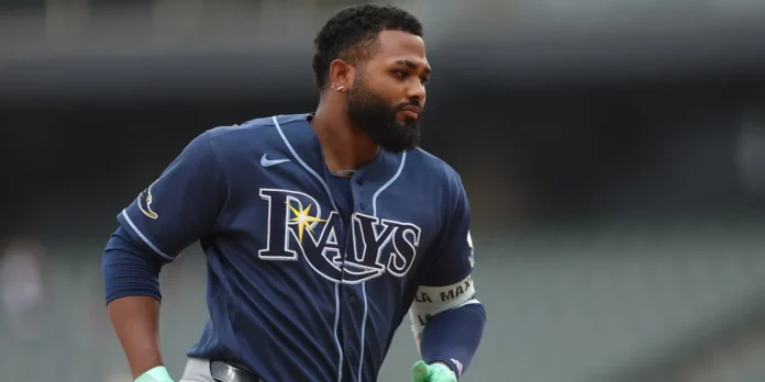 Rays celebran victoria sobre Yankees en casa.