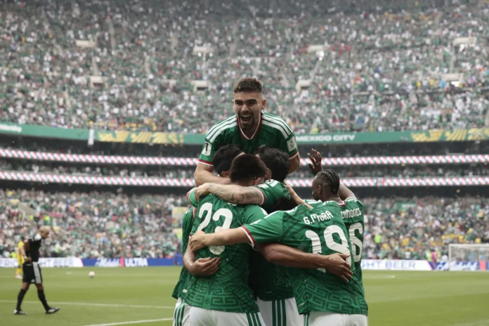 México celebra victoria inaugural en Mundial.