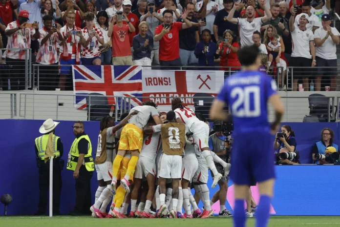 Inglaterra celebra victoria sobre Croacia 4-2