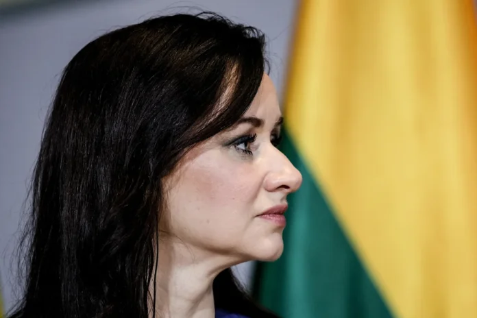 Gobierno de Lituania dimite por nueva coalición.