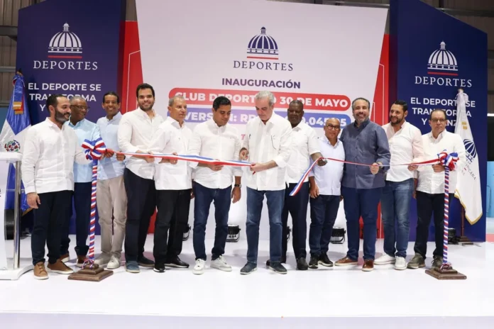 Inauguración del Club Deportivo 30 de Mayo