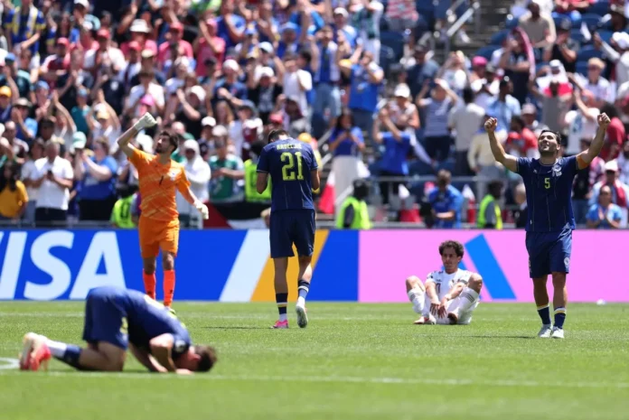 Bosnia celebra su victoria sobre Catar.