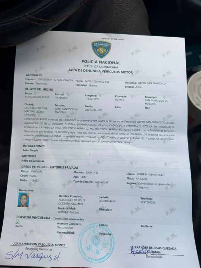 Robo de vehículo en San Francisco de Macorís