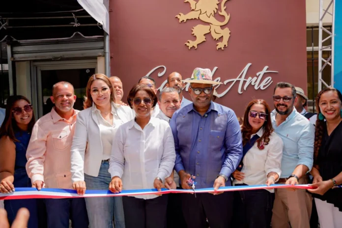 Inauguración de Casa de Arte en Higüey.