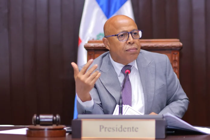 Comisión de diputados para proyecto anticrisis.