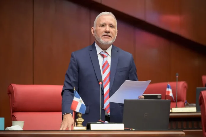 Antonio Taveras propone reforma a ley de difamación.