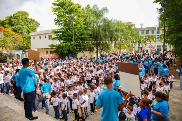 Campamento de verano para mil niños.