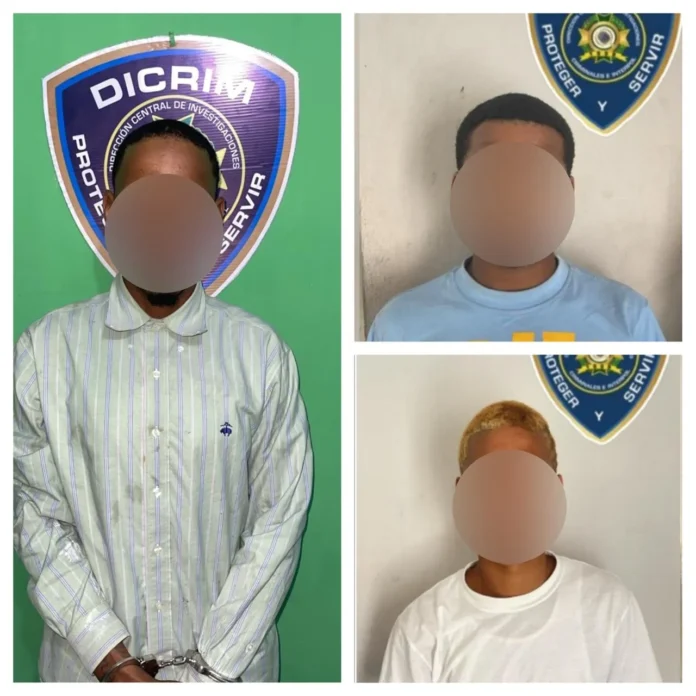 Policía detiene a tres por robos en SDE
