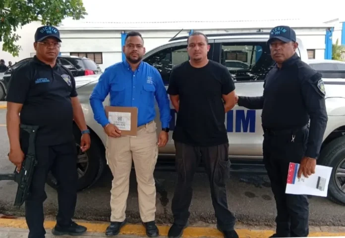 Extradición de dominicano acusado de homicidio.