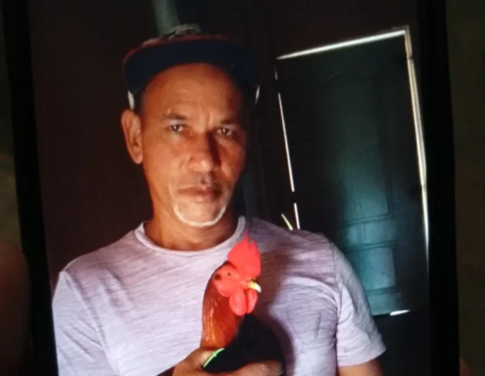 Hombre apuñalado en discusión por deuda.
