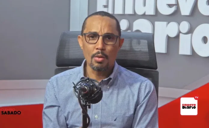 Joan Leyva desafía a empresarios sobre salarios.