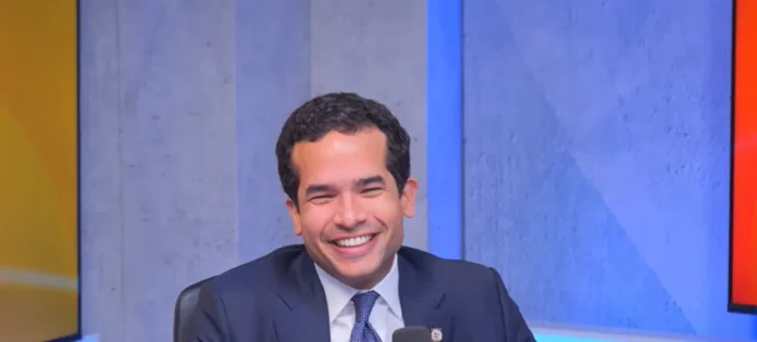 Nombres de los futuros hijos de Omar Fernández