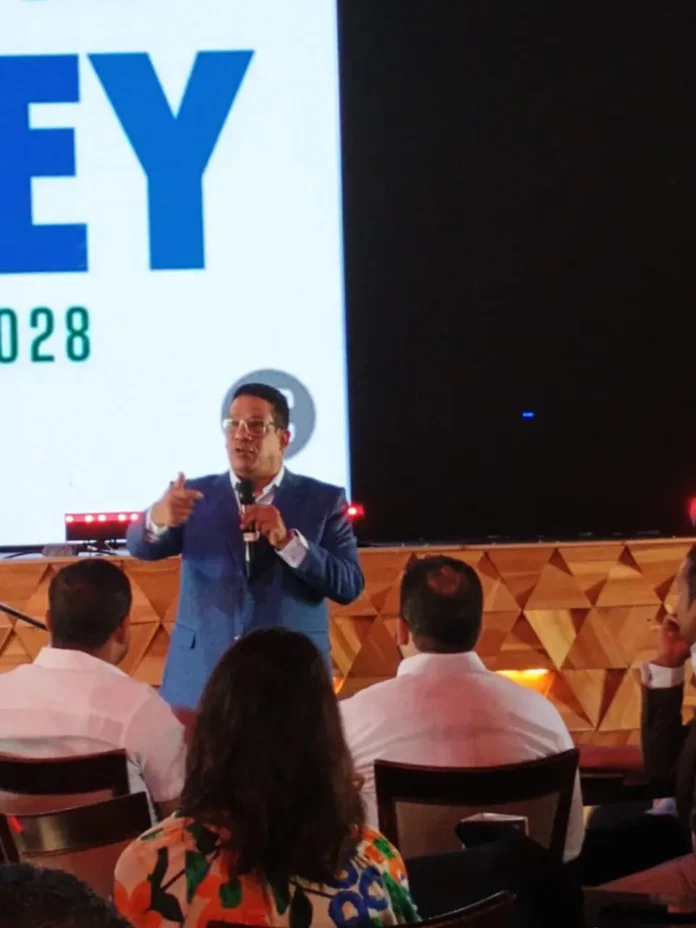 Conversatorio sobre Ley de Contrataciones Públicas.