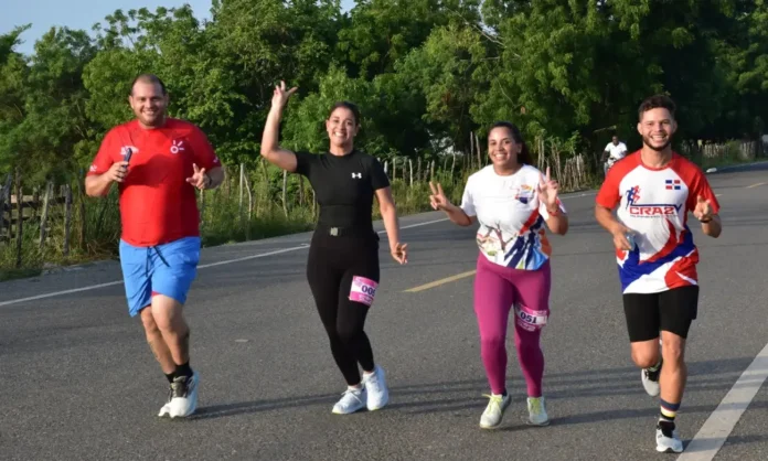 Caminata 5K de Madres en Santiago Rodríguez
