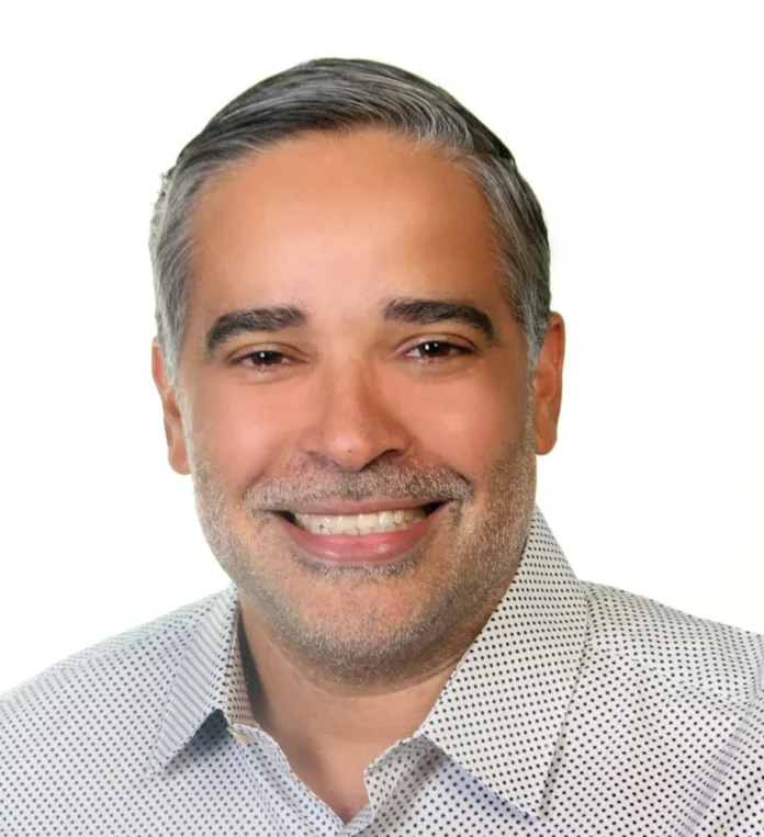 Fallecimiento de César Guzmán, dirigente del PRD.