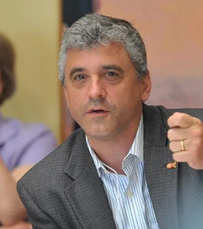 Visita de Steven Levitsky en Boston.