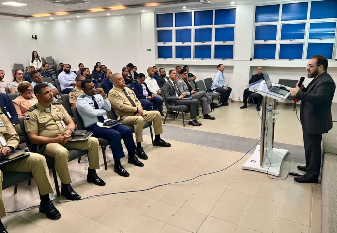 DGM gestiona alertas migratorias en aeropuertos