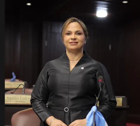 Diputada Shirley López destaca salud mental penitenciaria.