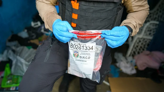 Detención de nueve personas por tráfico de drogas.