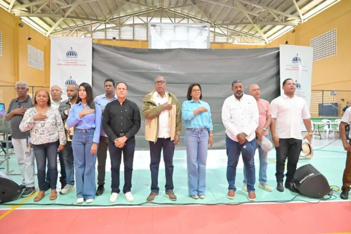 Celebración del Día de las Madres en Monte Plata
