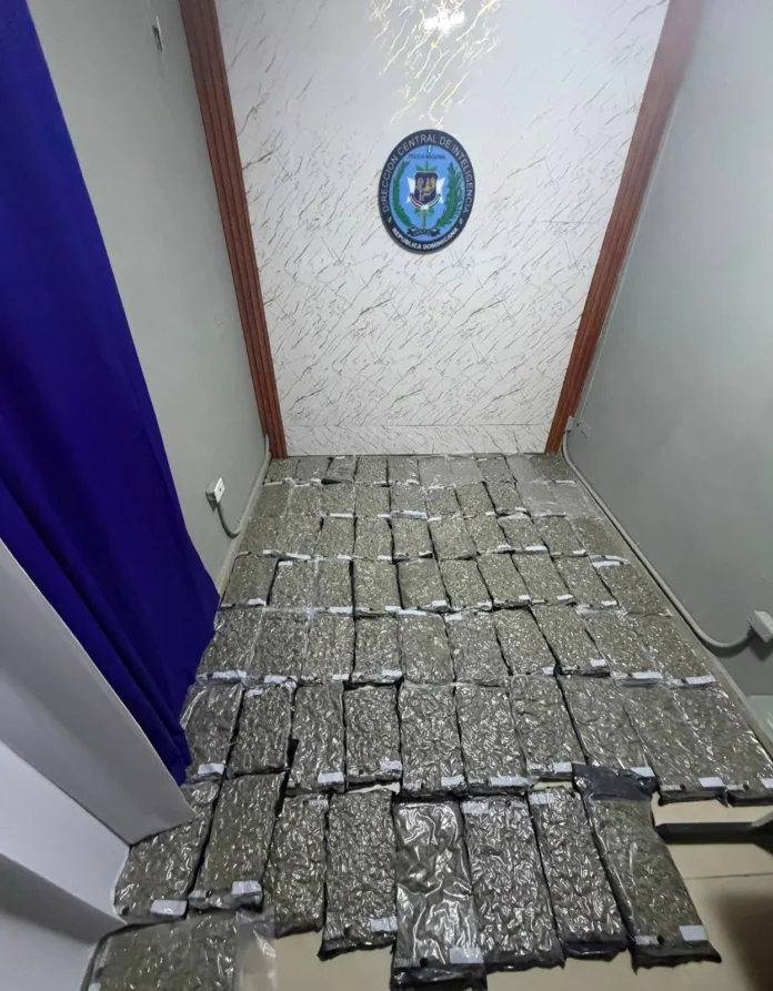 Detención de hombre con marihuana en La Romana