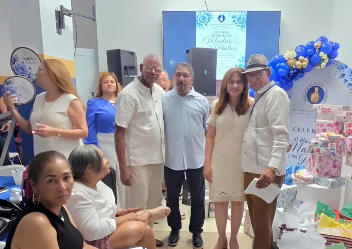 Diputada Adelys Olivares promueve unidad familiar.