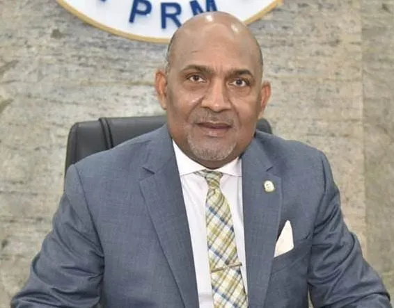 Diputado lamenta muerte de Alex Bueno.